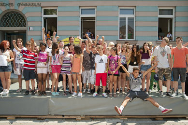 Kinder bei der Preisverleihung (Foto: Stadt Graz/Fischer)